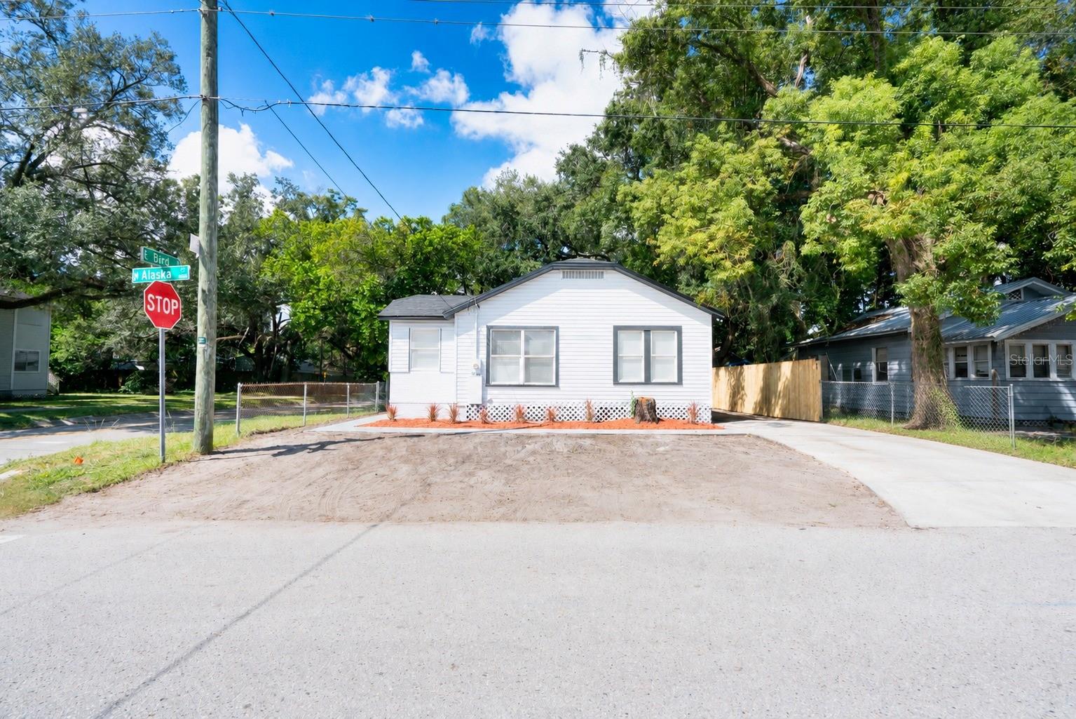 8202 N ALASKA ST — photo 6