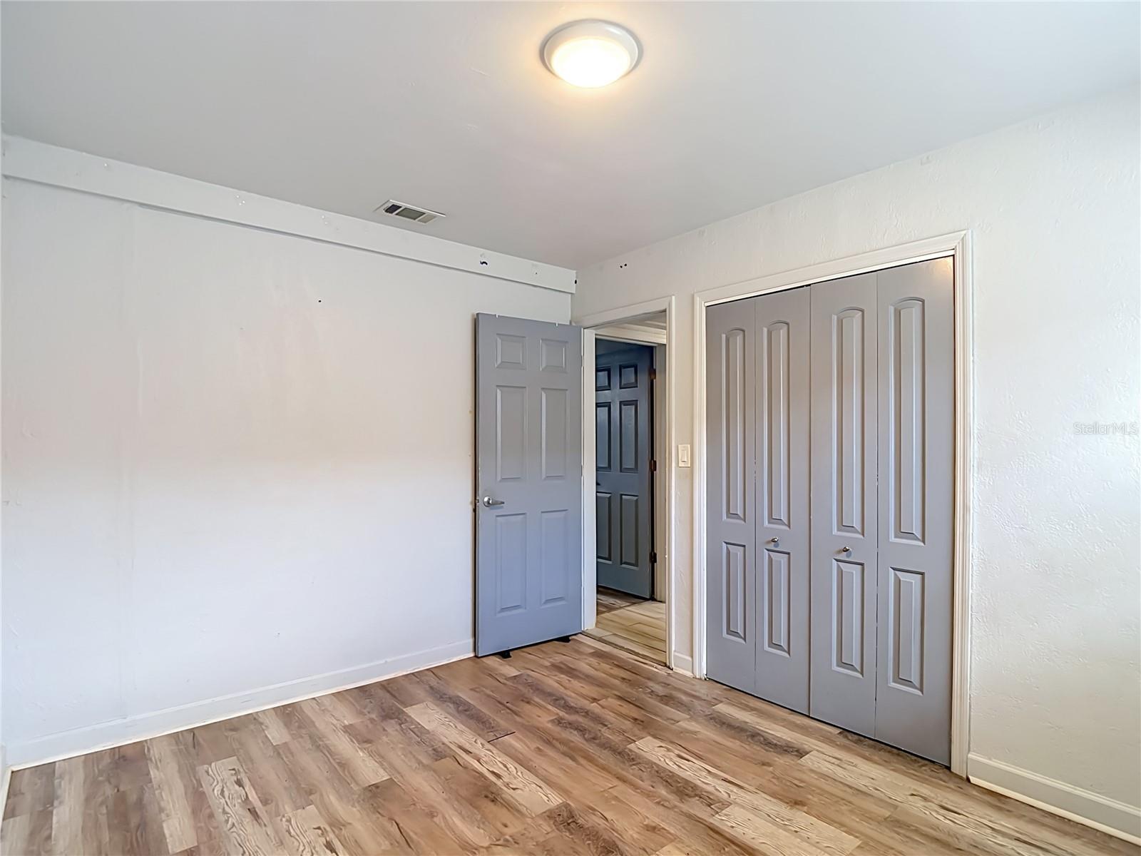 3313 W KATHLEEN ST — photo 35