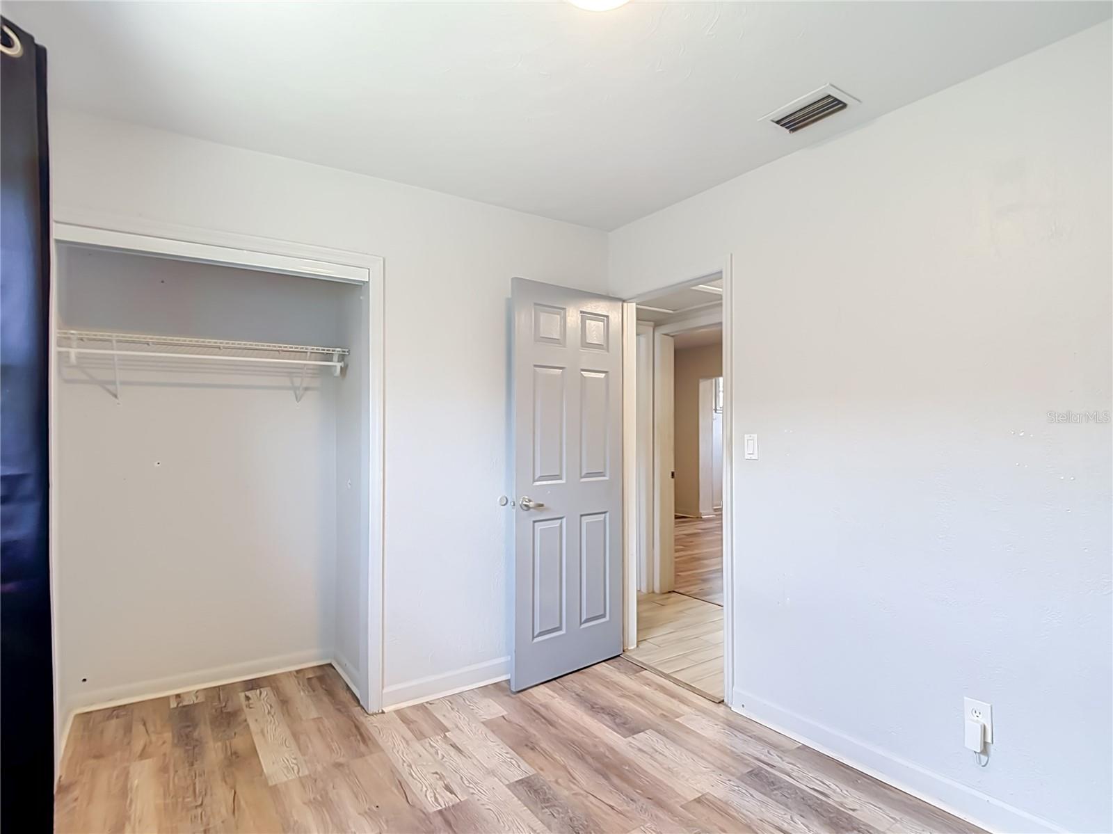 3313 W KATHLEEN ST — photo 31