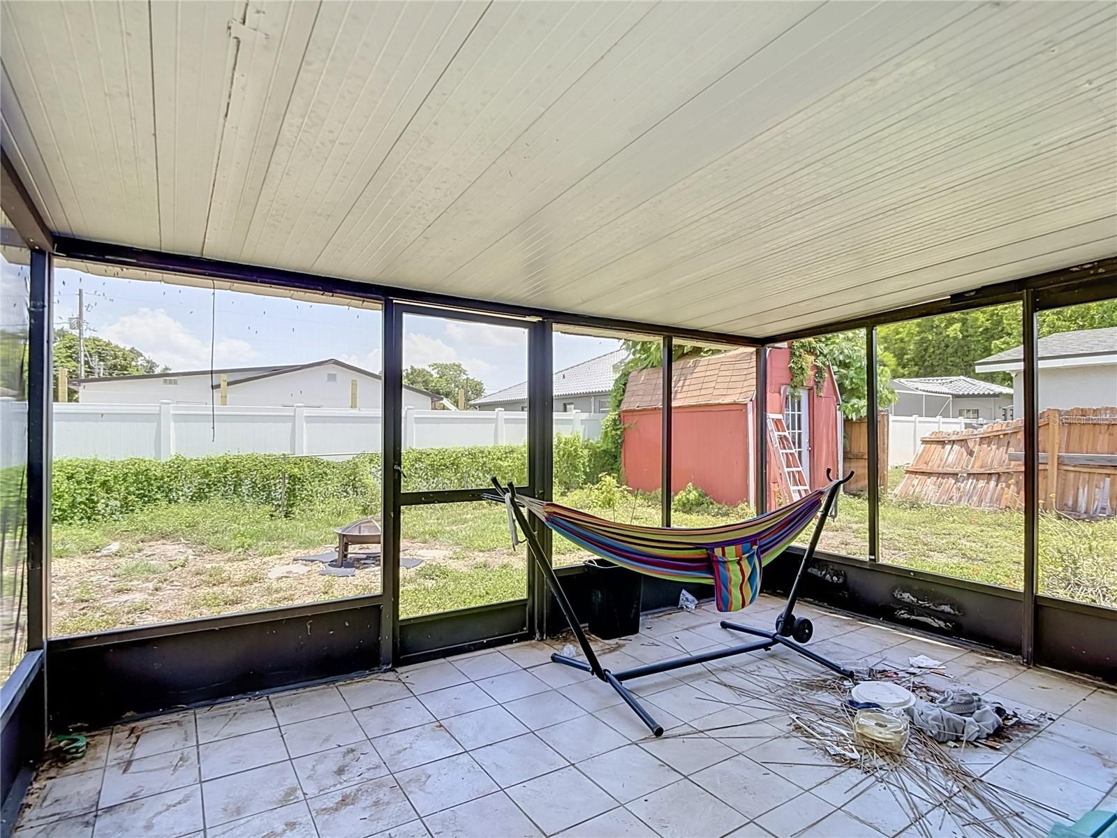 3313 W KATHLEEN ST — photo 42