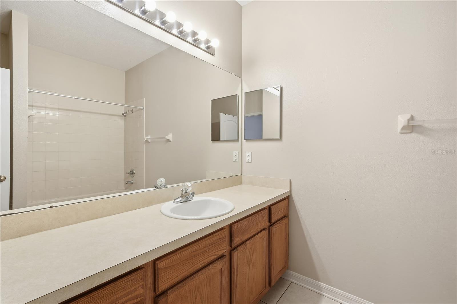 3513 HIGH HAMPTON CIR — photo 16