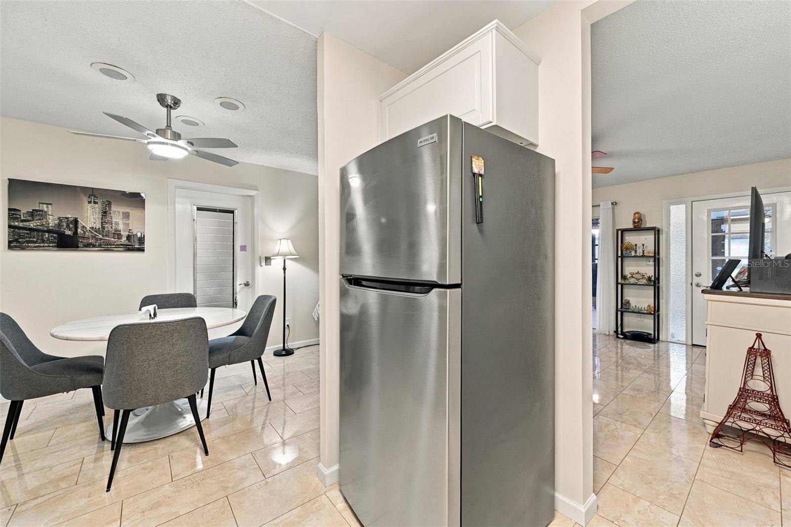 1619 WHITHORN PL #B — photo 18