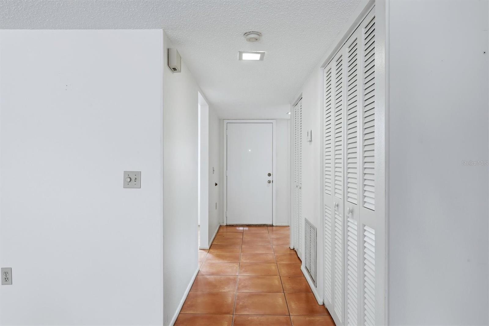 509 LAKESIDE DR #509 — photo 8