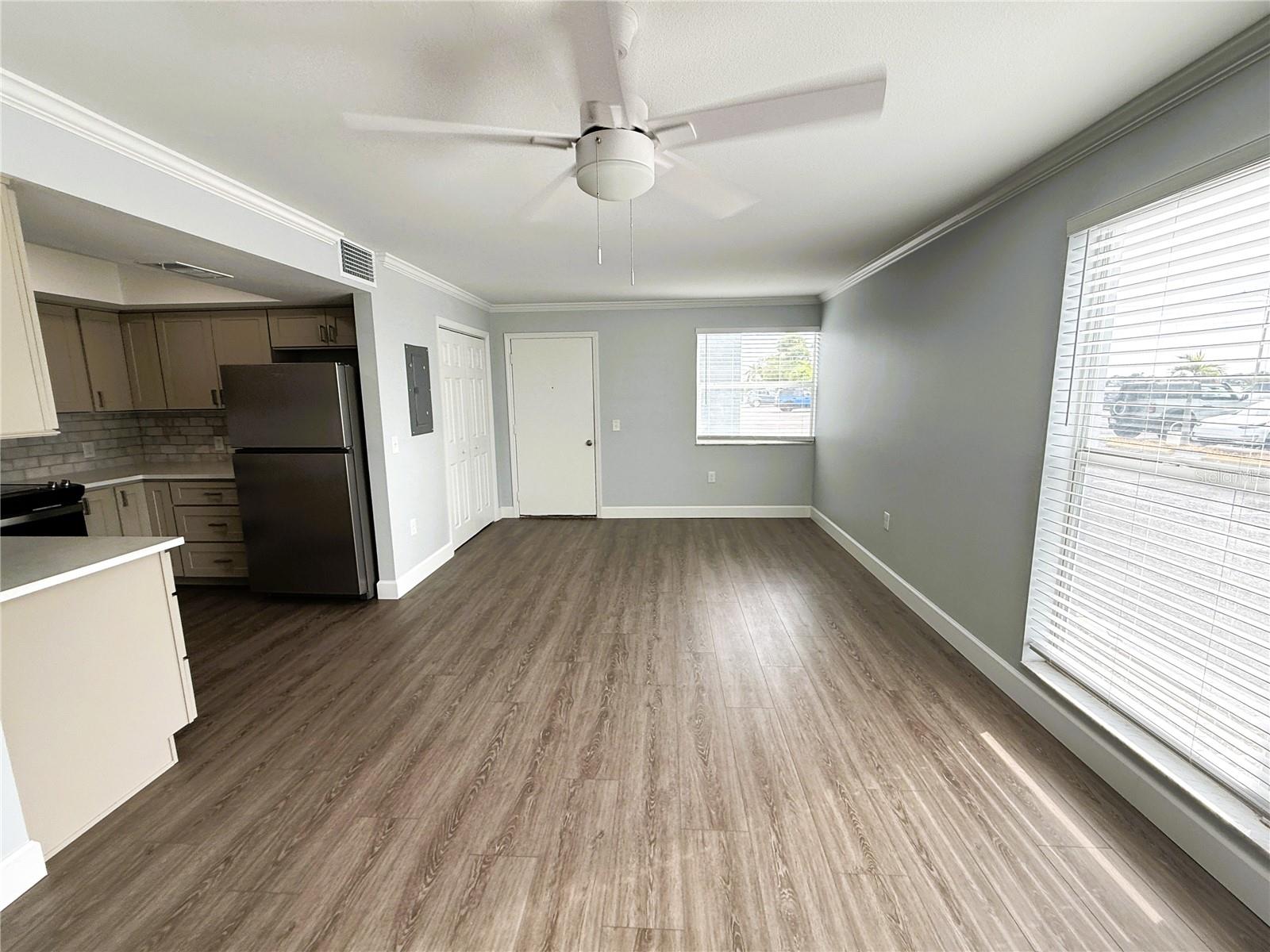 1859 SHORE DR S #101 — photo 7