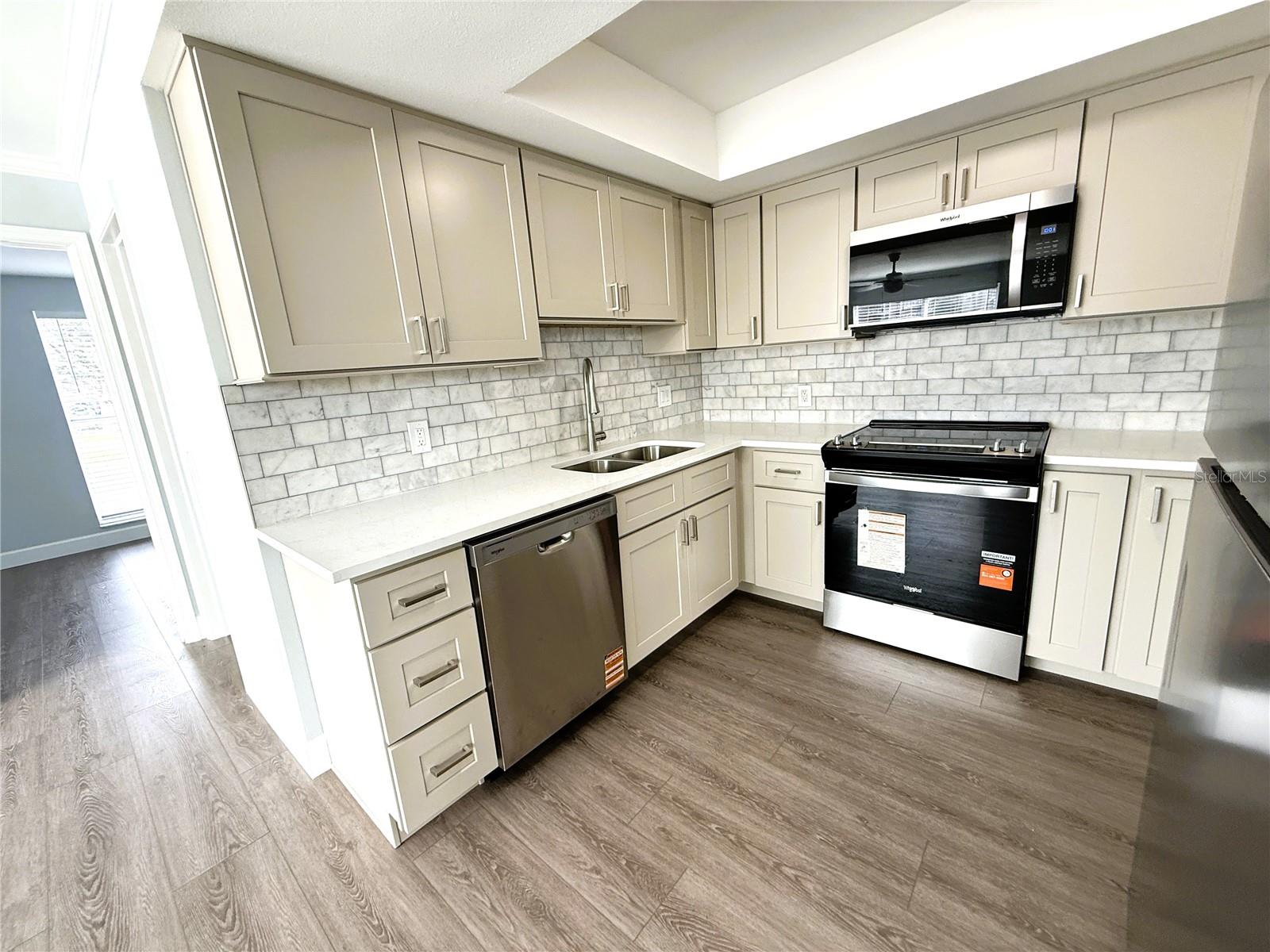1859 SHORE DR S #101 — photo 8