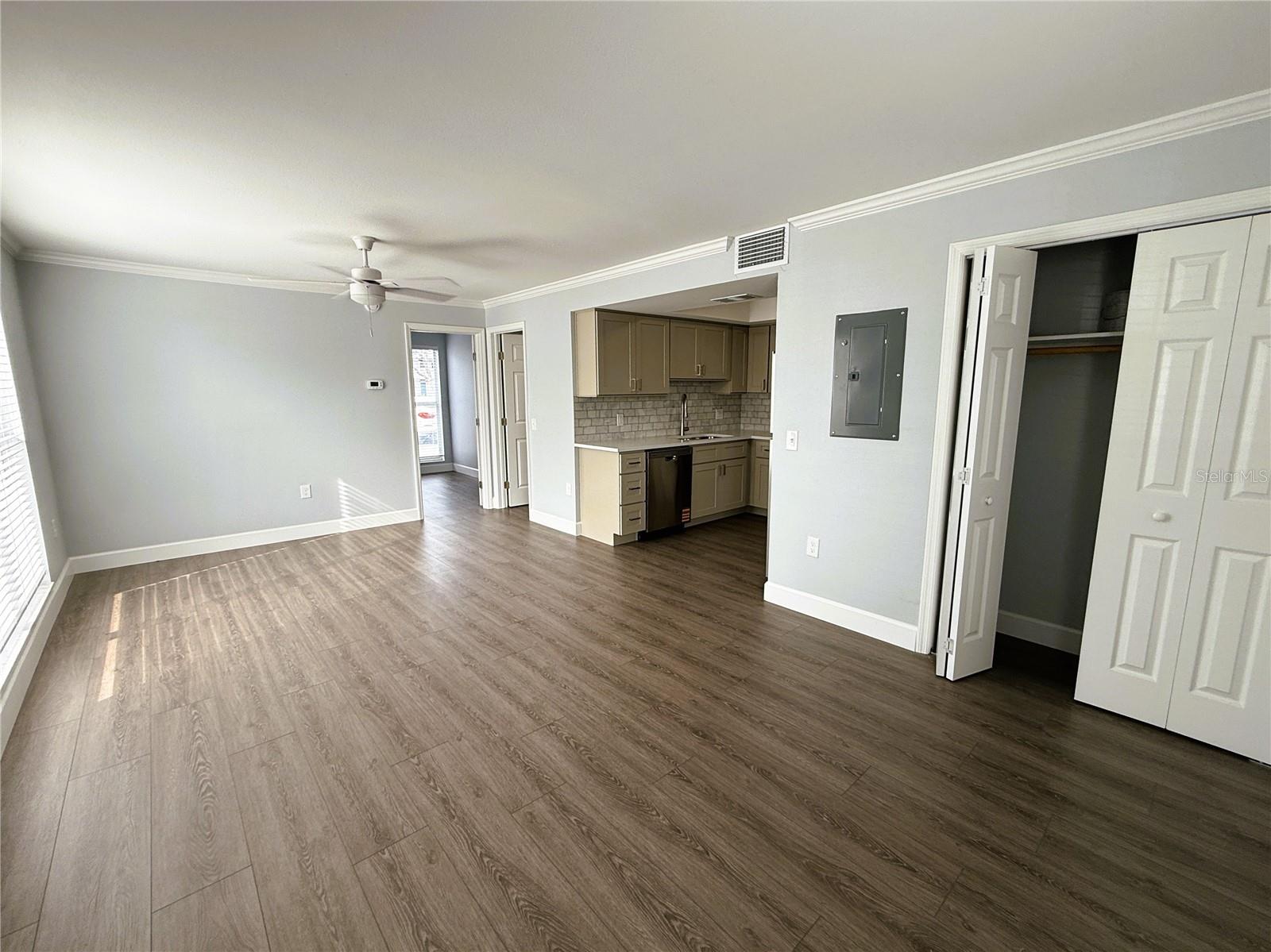 1859 SHORE DR S #101 — photo 6