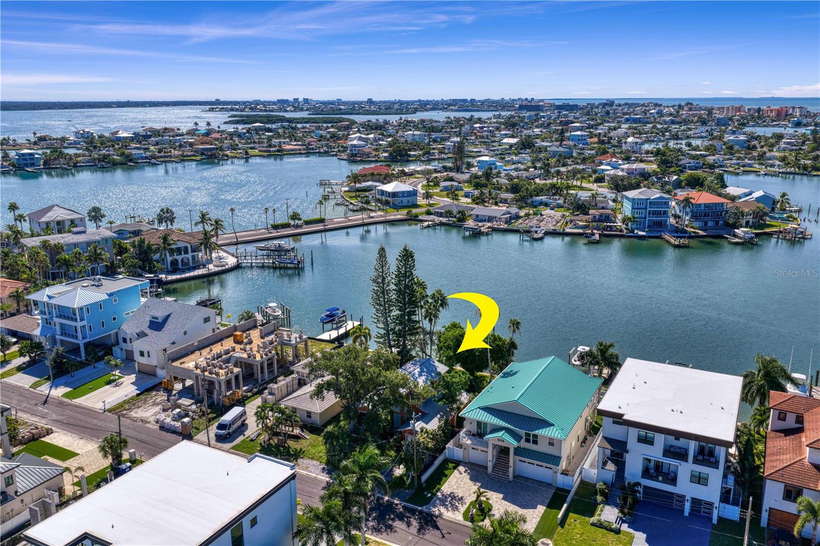 835 BAY POINT DR — photo 4