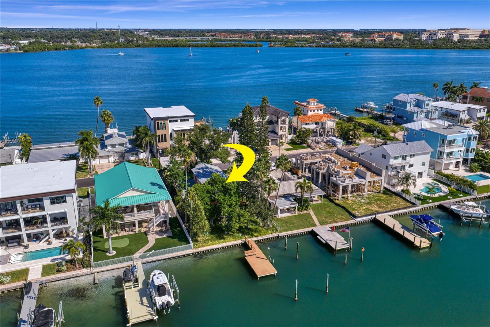 835 BAY POINT DR — photo 11