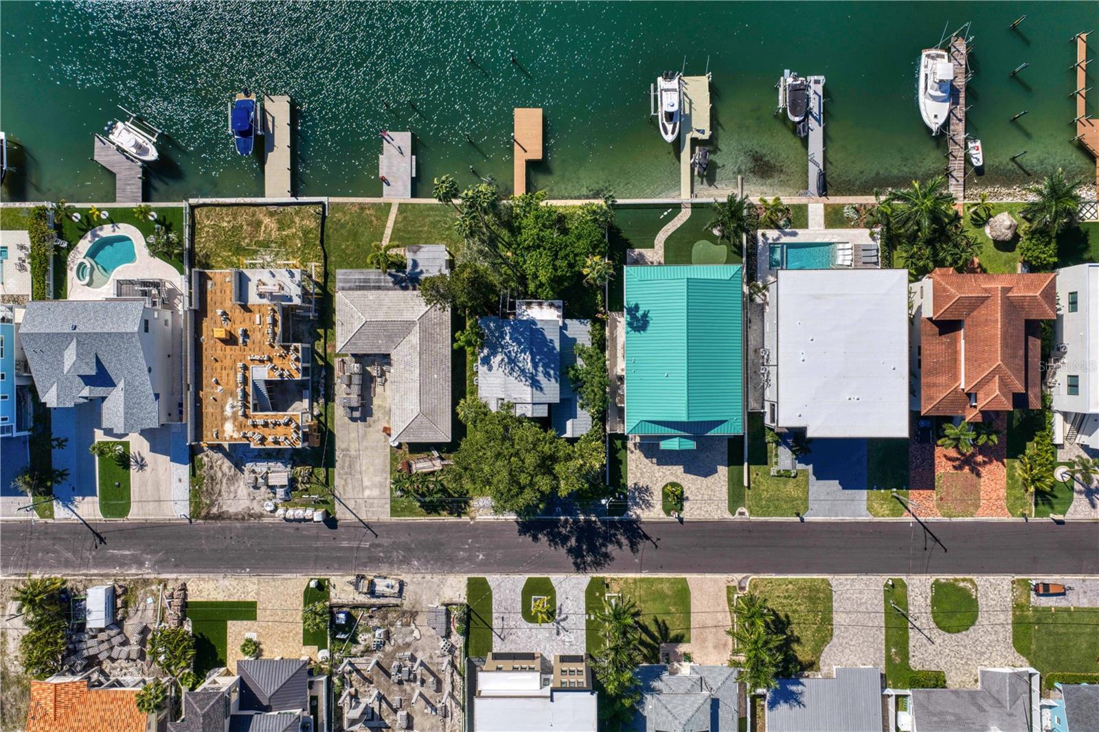 835 BAY POINT DR — photo 46
