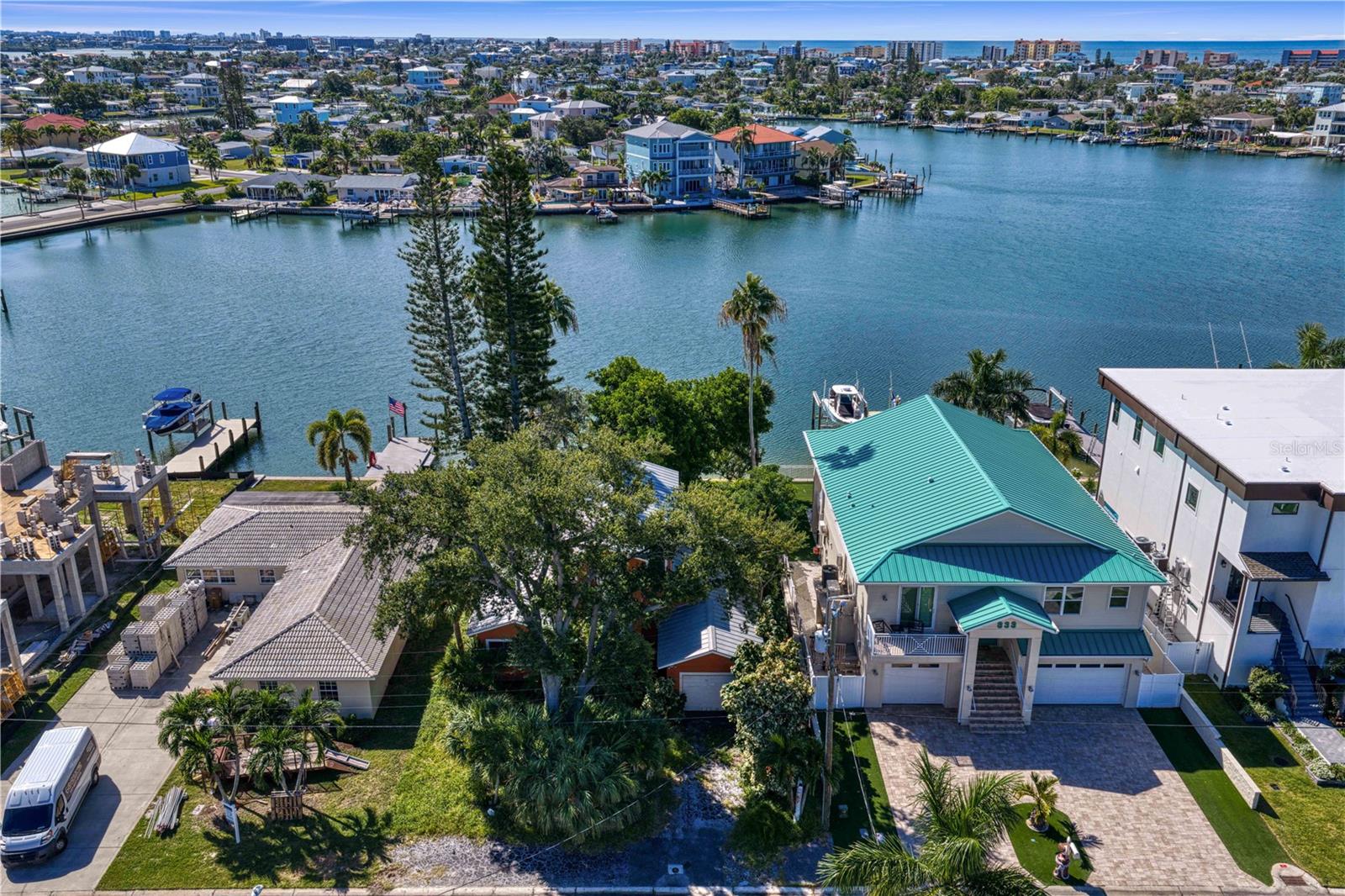 835 BAY POINT DR — photo 5