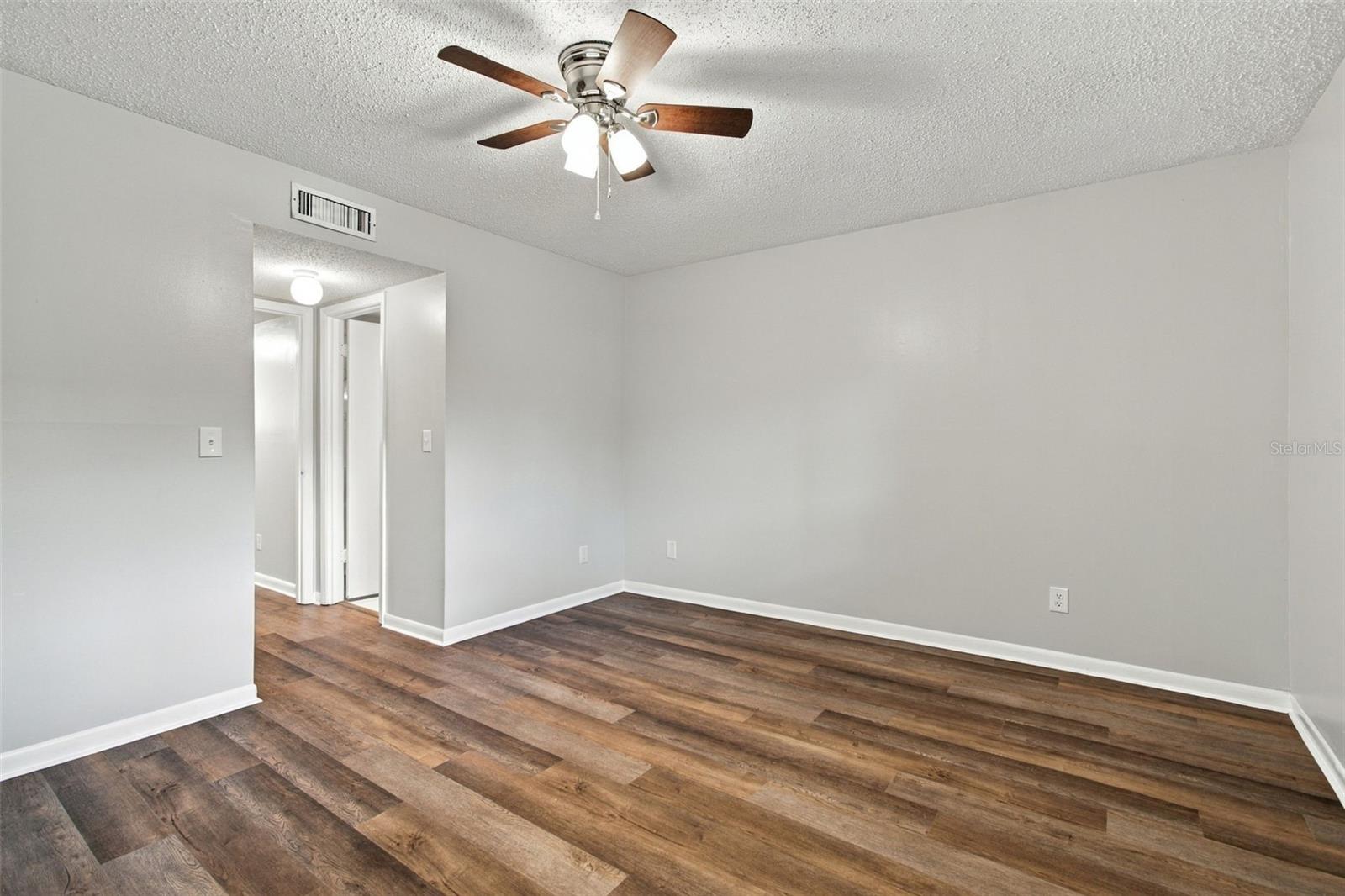 6340 NEWTOWN CIR #40A4 — photo 8