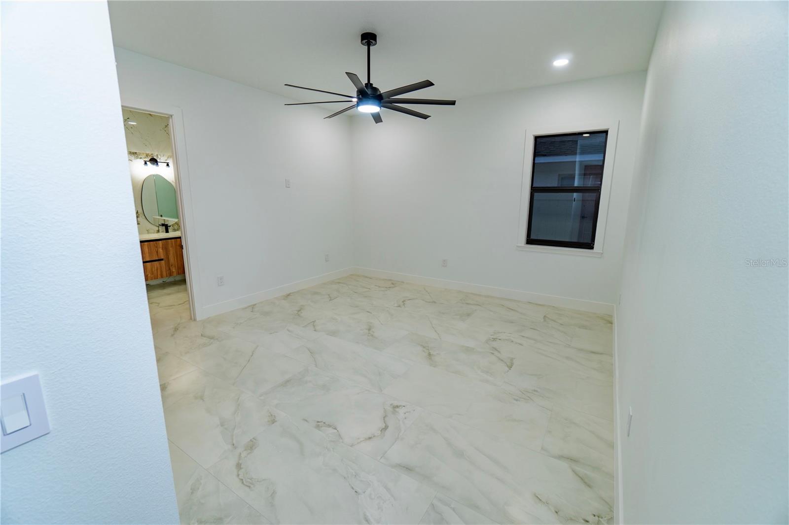 7206 N GRADY AVE — photo 15