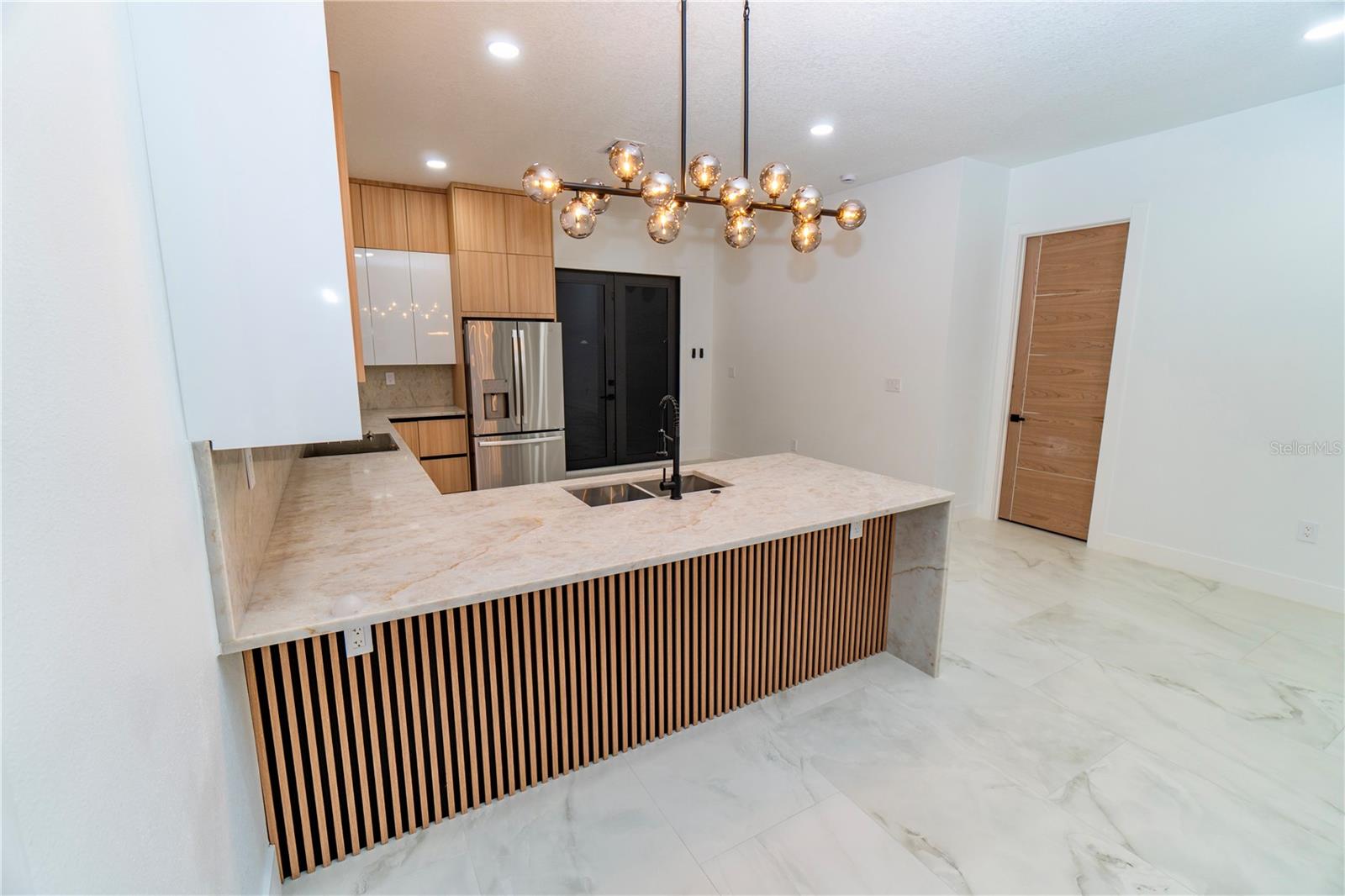 7206 N GRADY AVE — photo 21