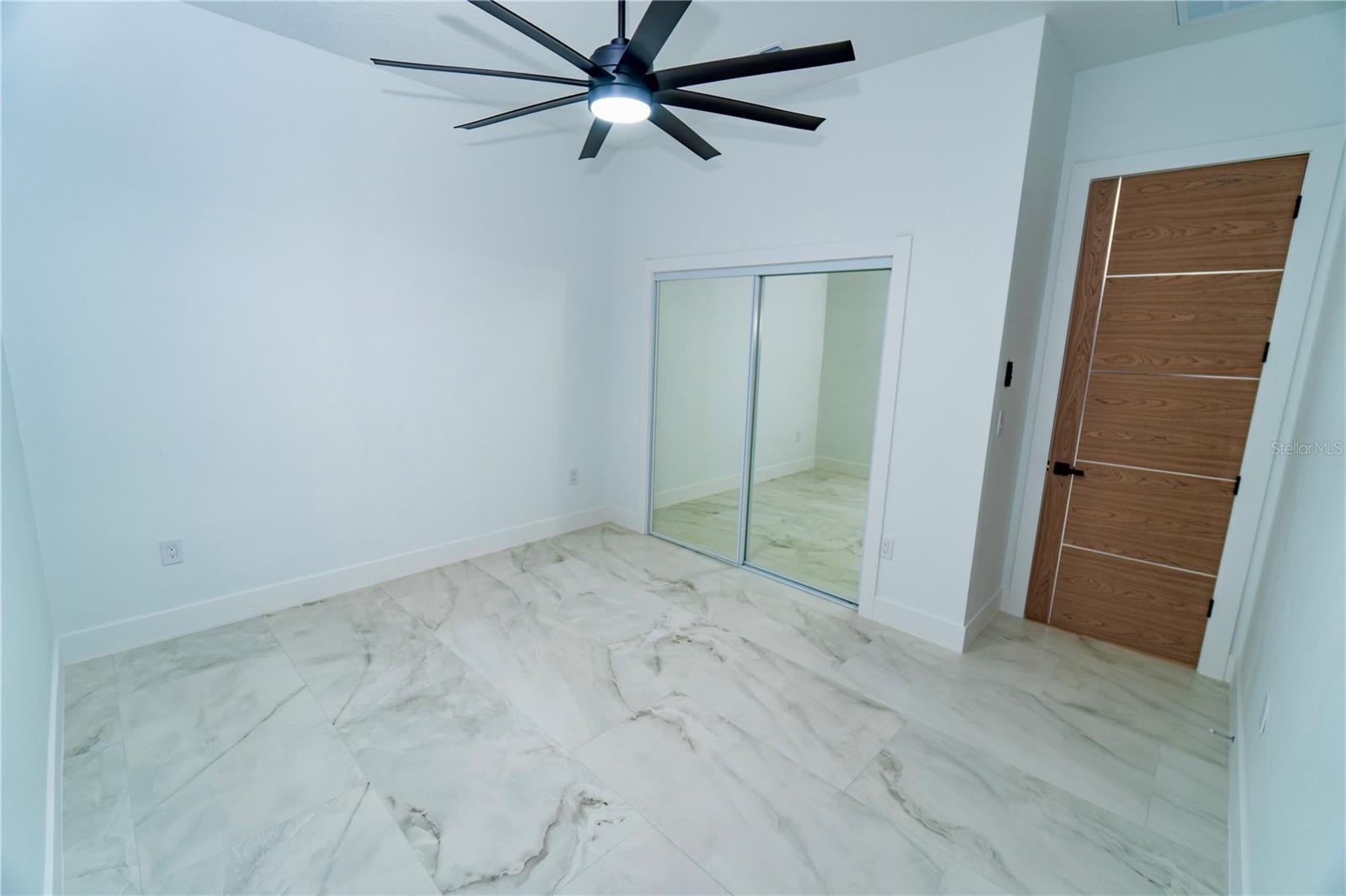 7206 N GRADY AVE — photo 7