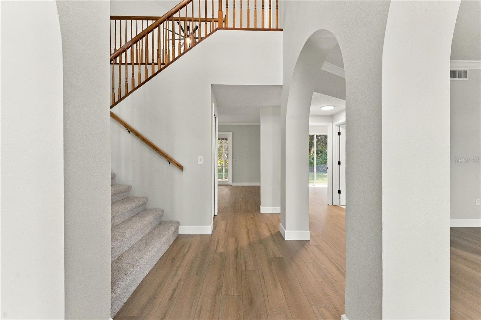 10102 VISTA POINTE DR — photo 8