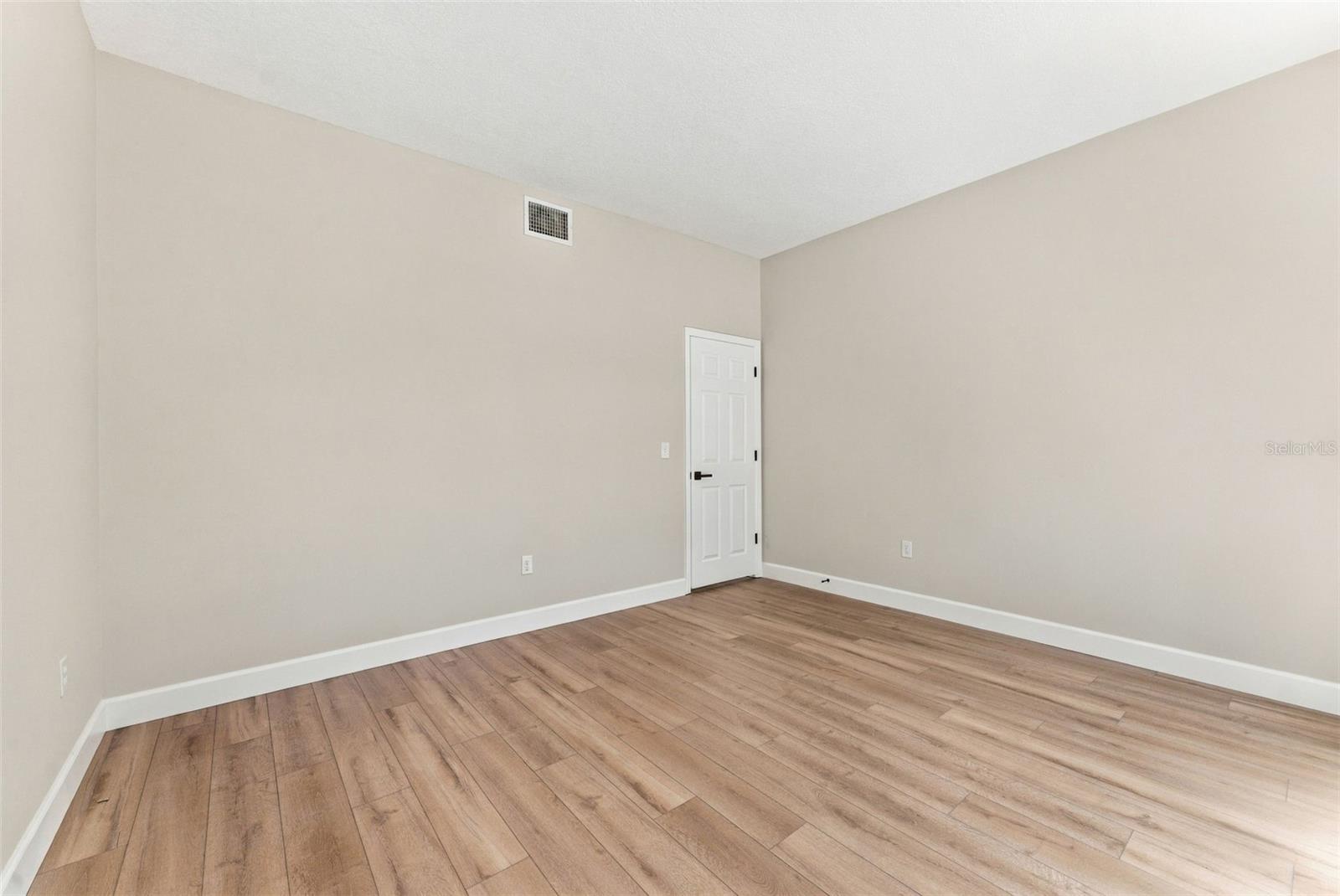 10102 VISTA POINTE DR — photo 55