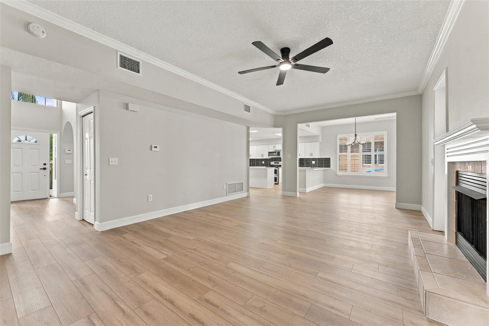 10102 VISTA POINTE DR — photo 27