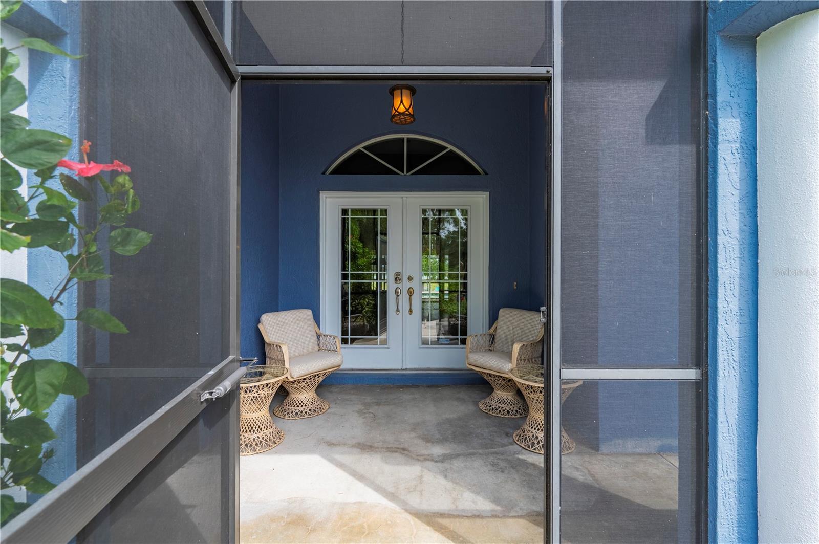 2508 TROPICAIRE BLVD — photo 8