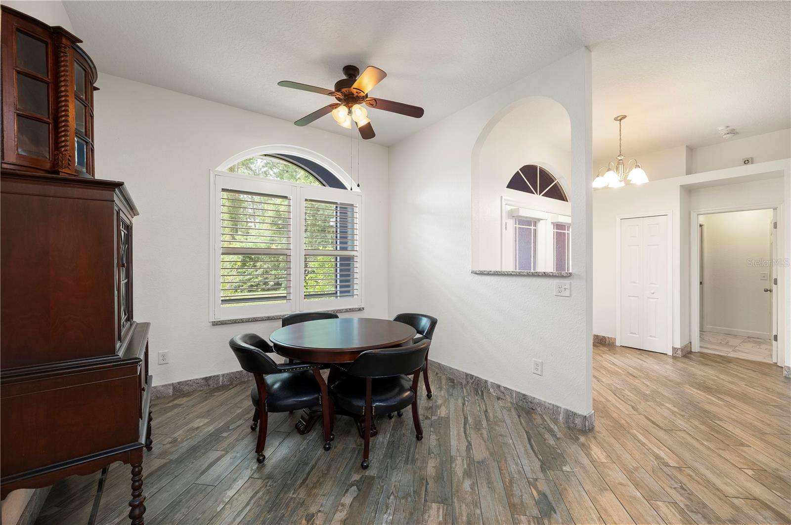 2508 TROPICAIRE BLVD — photo 13