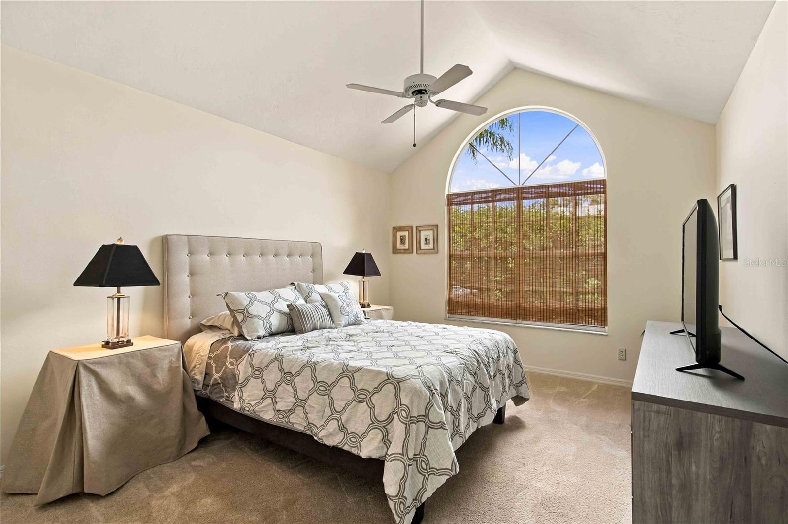 4536 WHIRLAWAY DR — photo 20