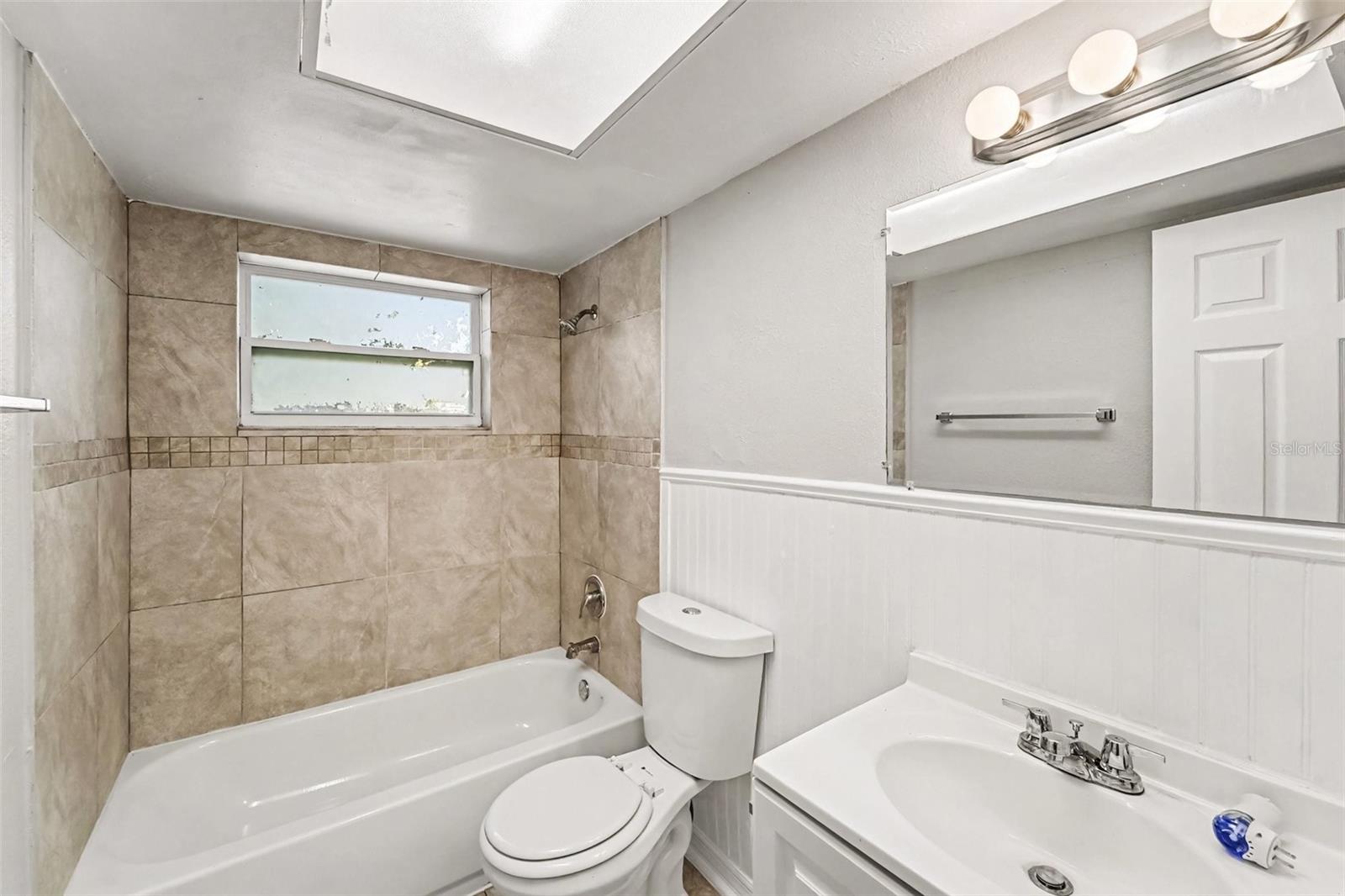 4631 EASTWOOD LN — photo 15