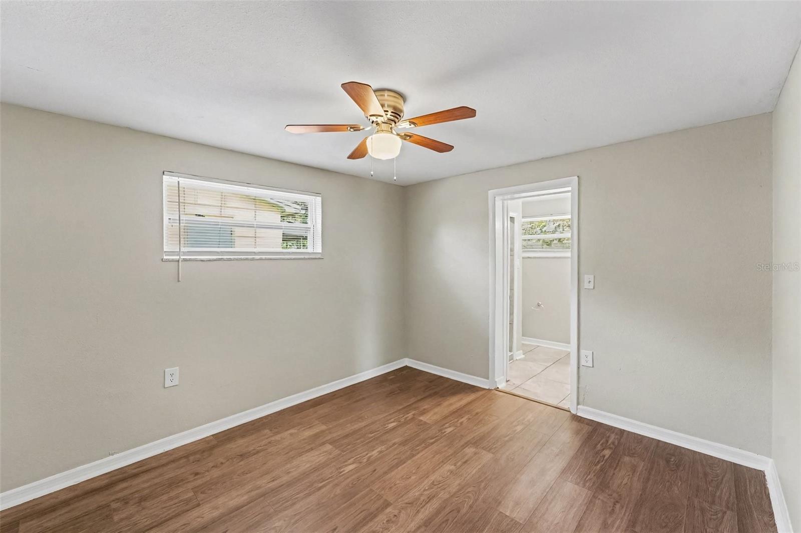 4631 EASTWOOD LN — photo 12