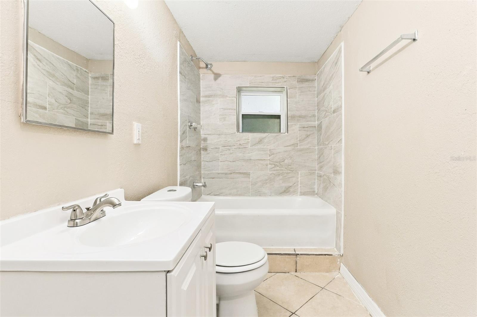2313 W RIO VISTA AVE — photo 14
