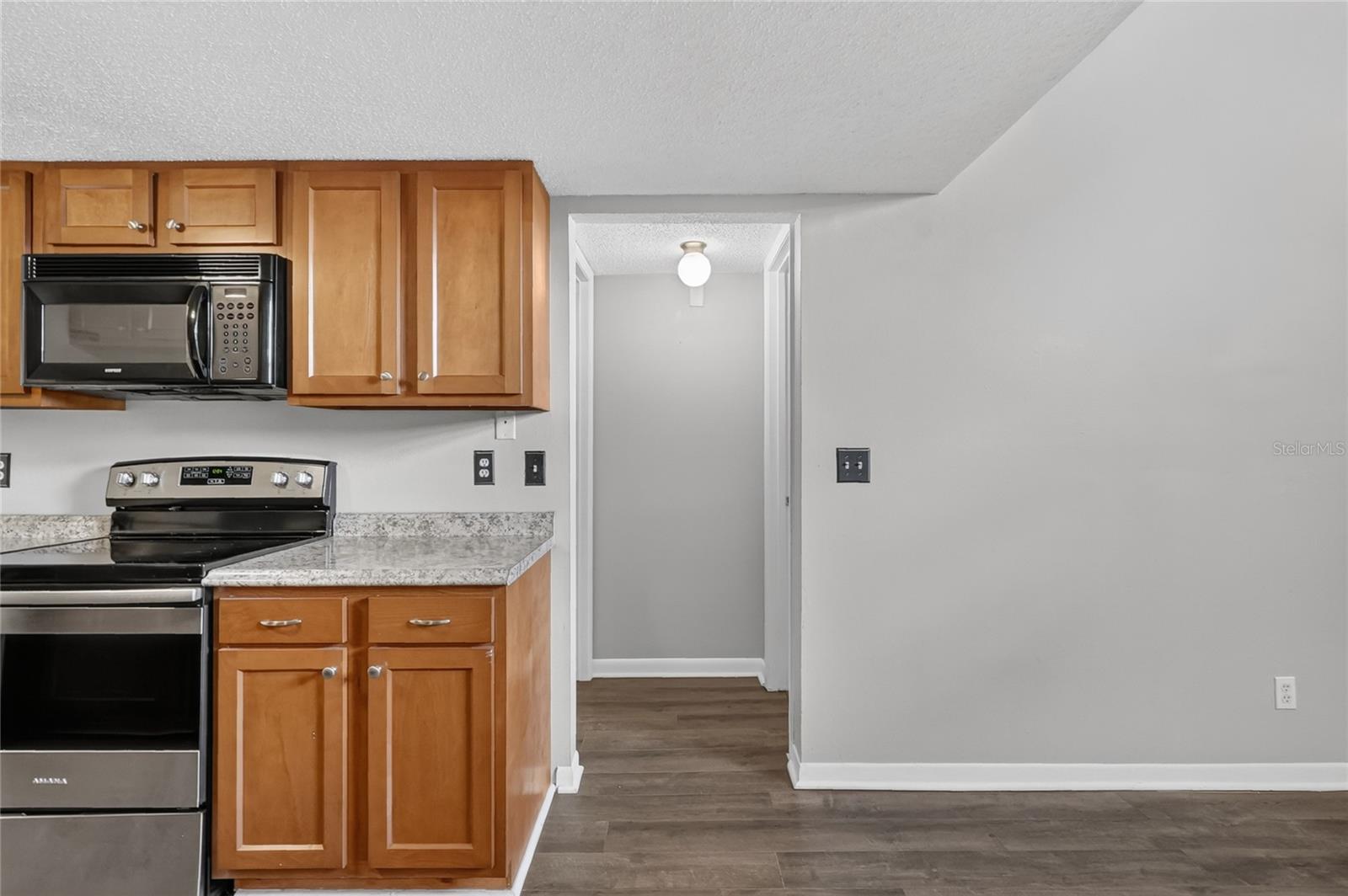 12145 ARMENIA GABLES CIR — photo 26