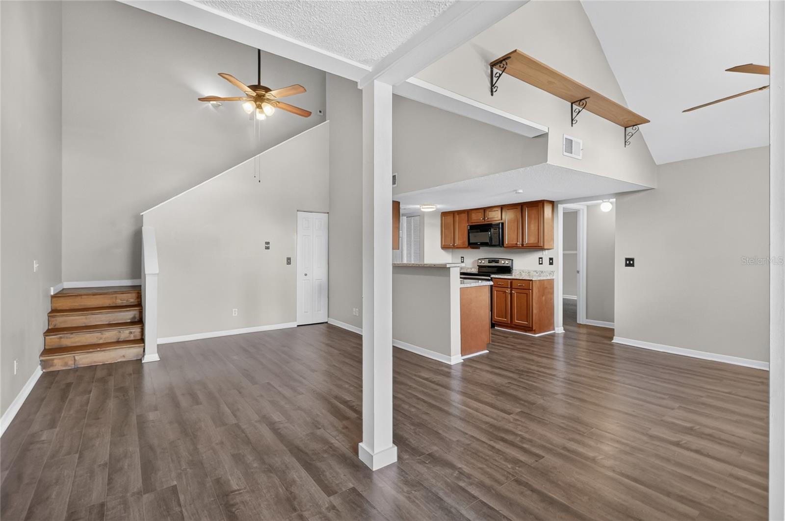12145 ARMENIA GABLES CIR — photo 9