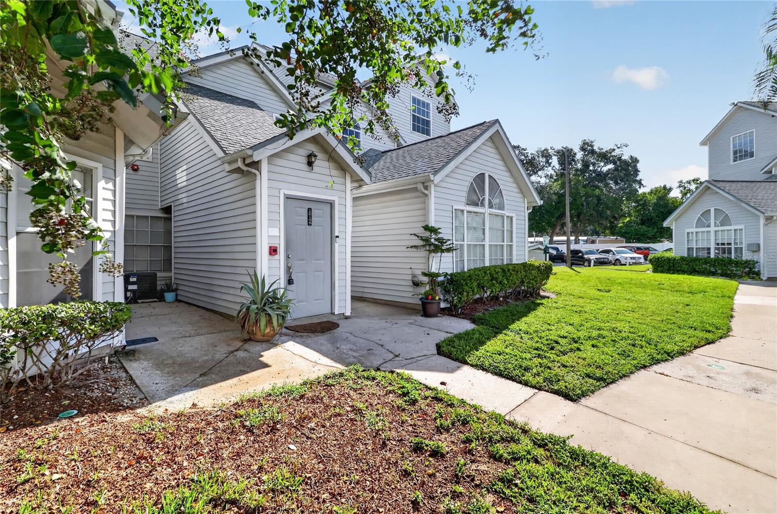 12145 ARMENIA GABLES CIR — photo 3