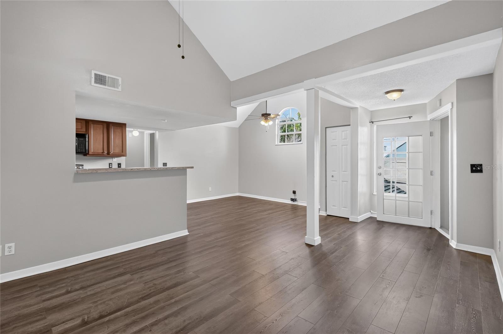 12145 ARMENIA GABLES CIR — photo 11