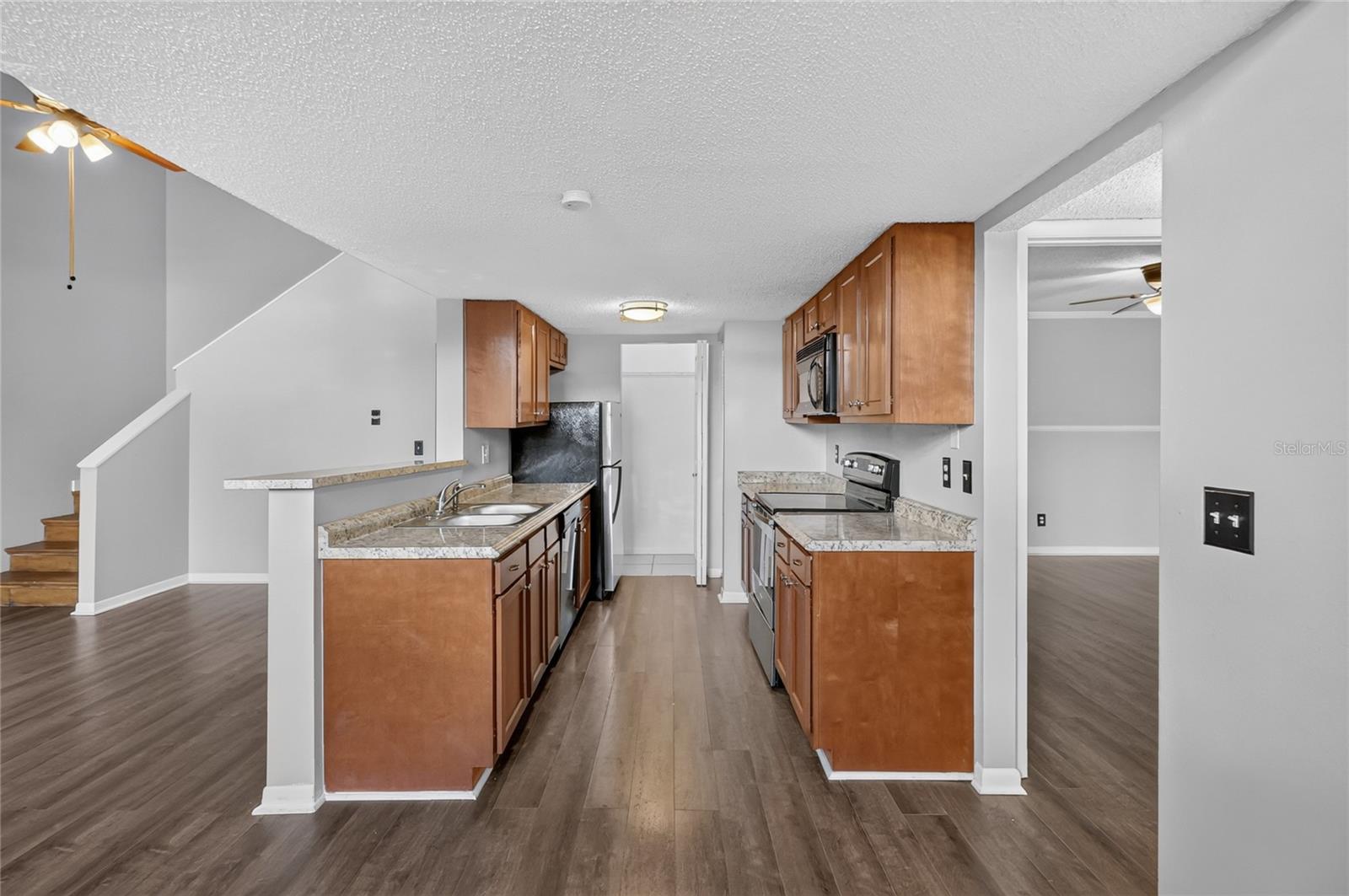 12145 ARMENIA GABLES CIR — photo 19