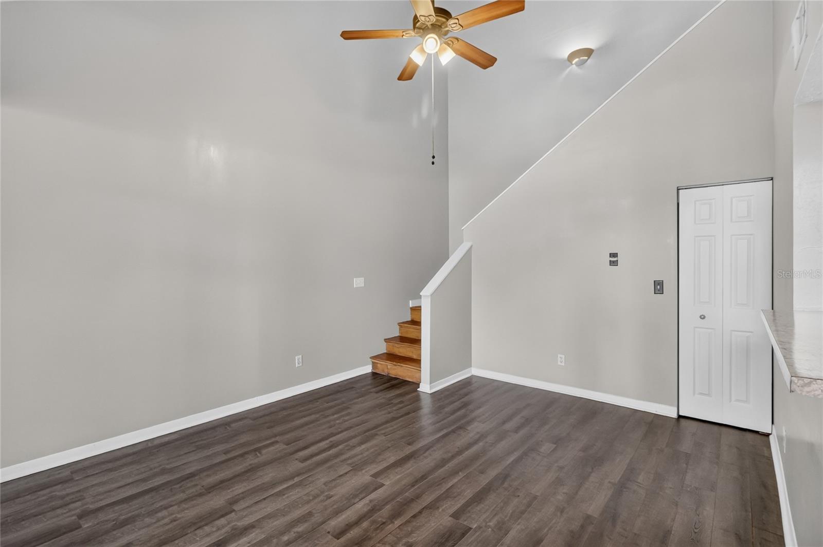 12145 ARMENIA GABLES CIR — photo 16