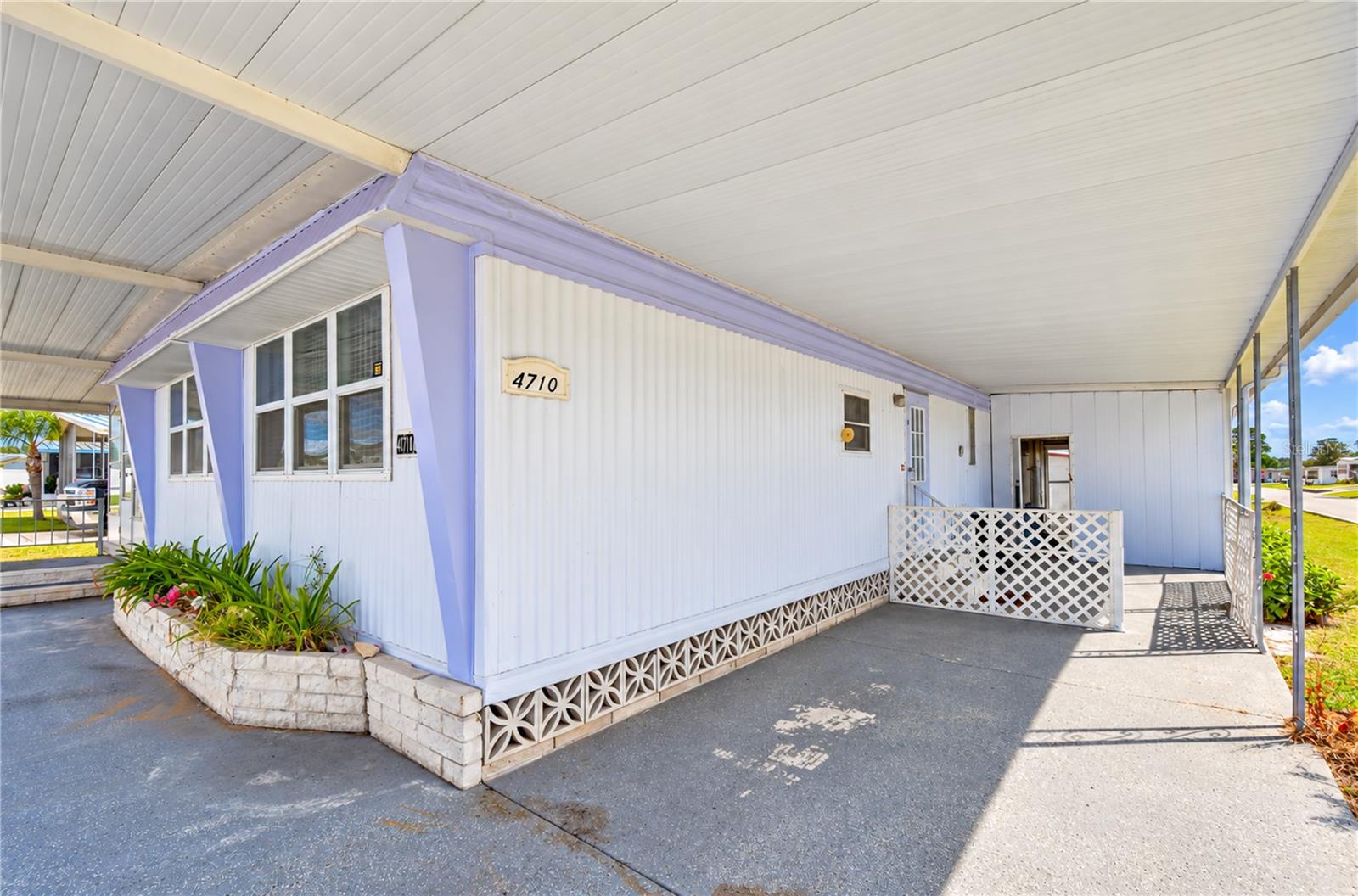 4710 WINDY LN — photo 3