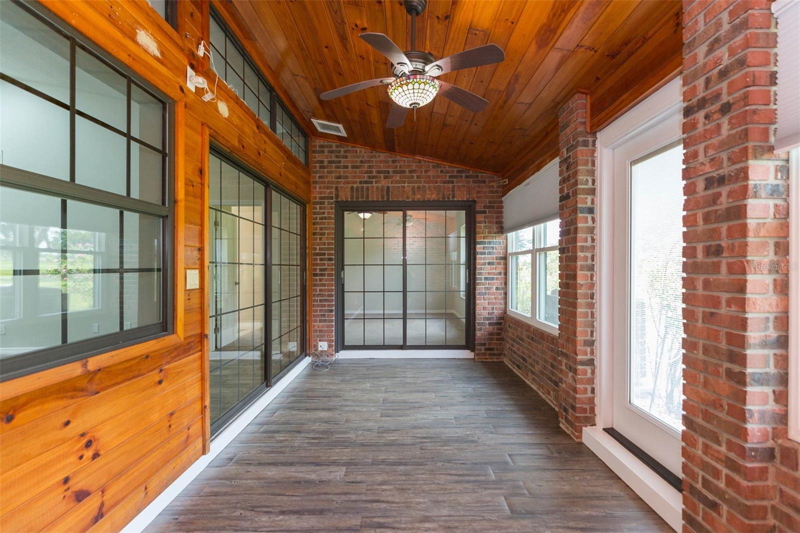 6541 BRENTWOOD DR — photo 28