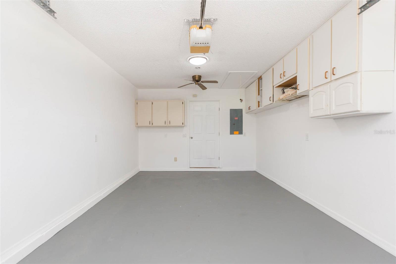 6541 BRENTWOOD DR — photo 31