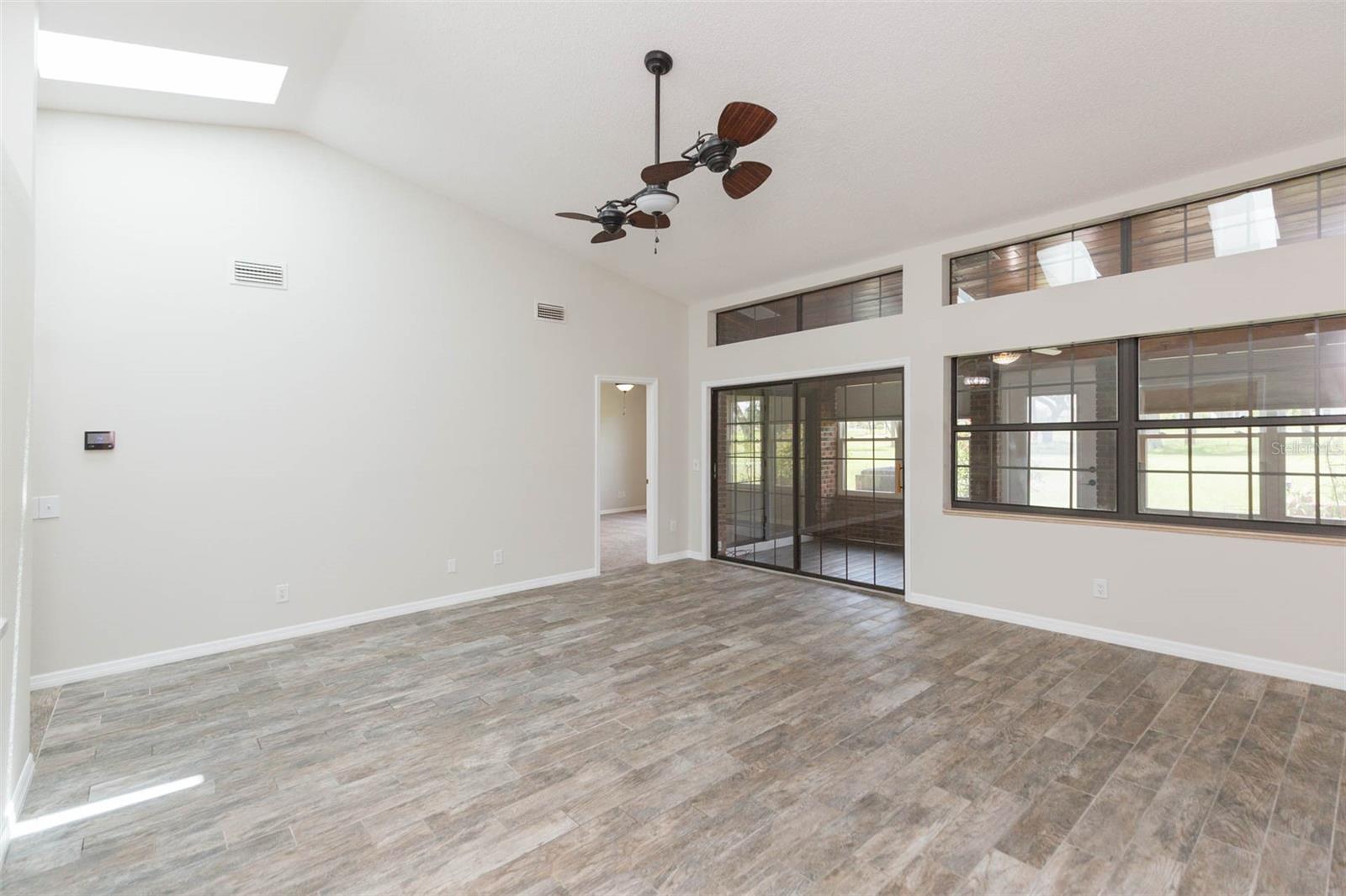 6541 BRENTWOOD DR — photo 12