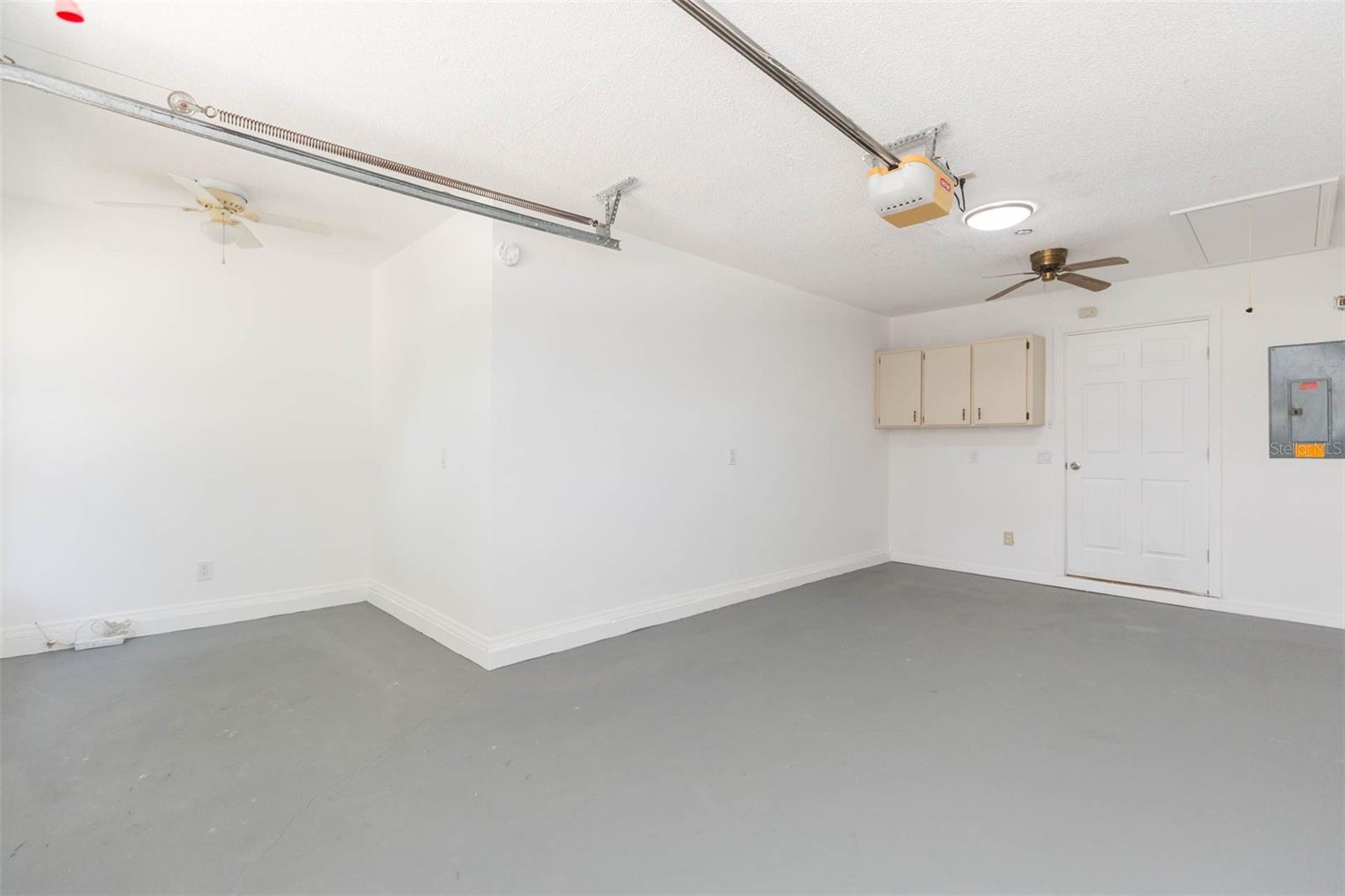 6541 BRENTWOOD DR — photo 30