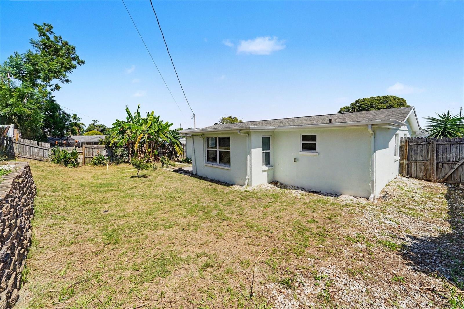 1539 PLUM TREE RD — photo 15