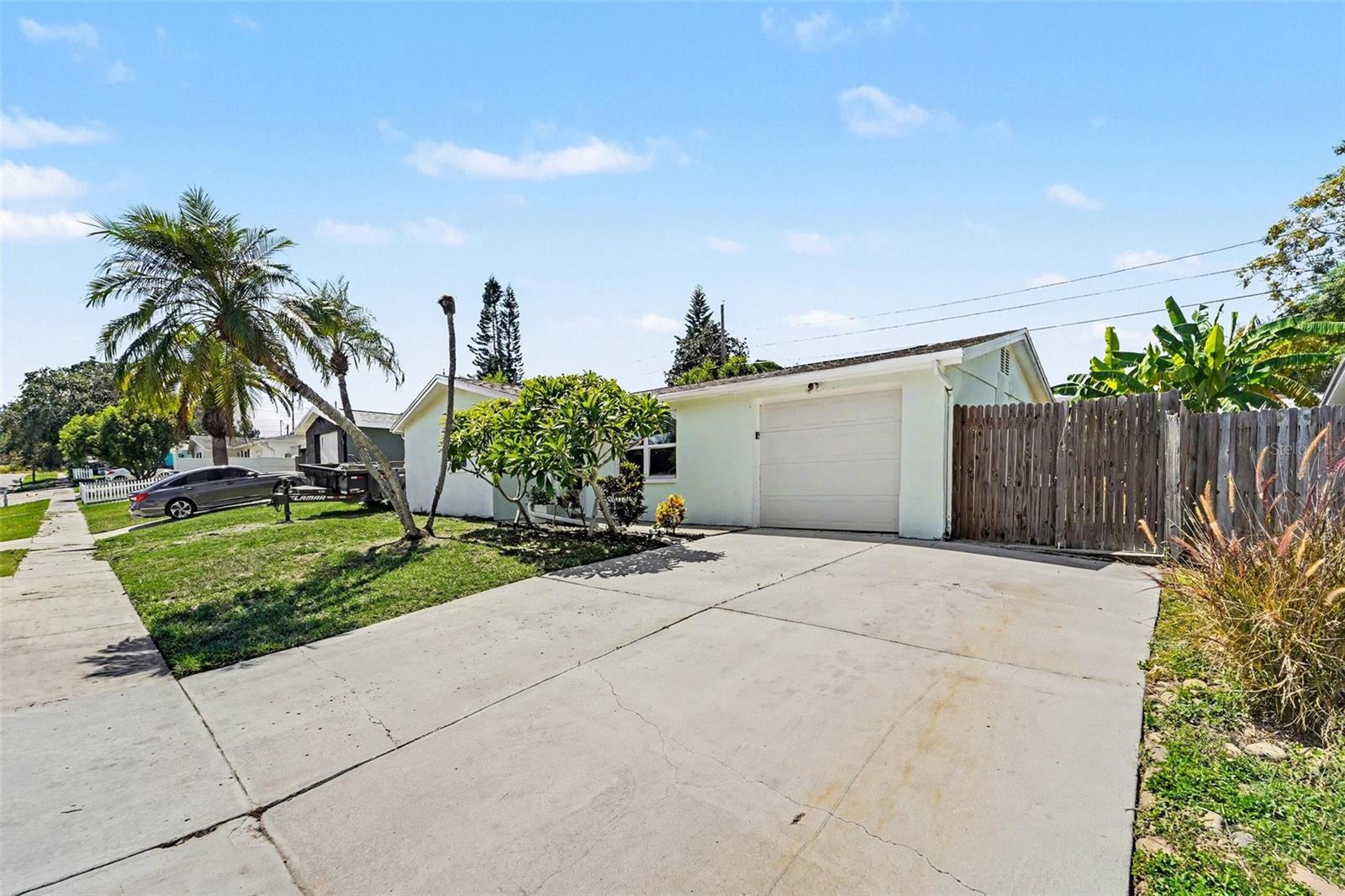 1539 PLUM TREE RD — photo 4