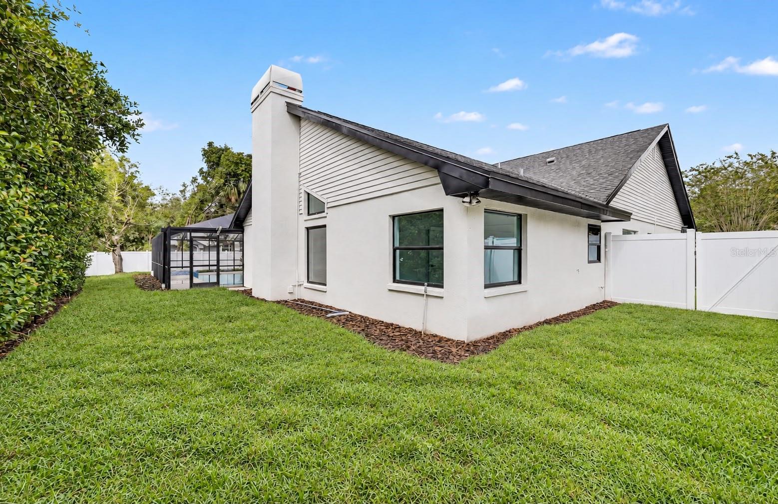 4901 HALLSTEAD WAY — photo 47