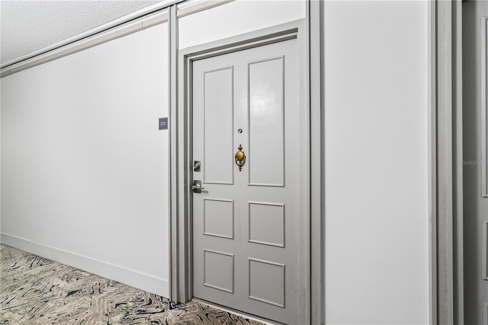 2401 BAYSHORE BLVD #212 — photo 3