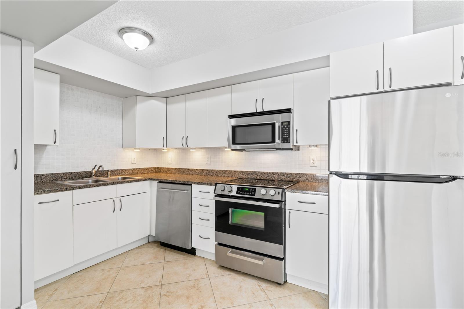 2401 BAYSHORE BLVD #212 — photo 11