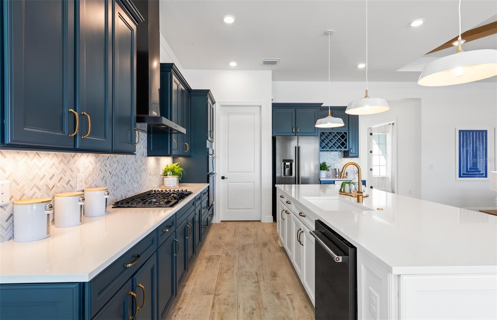 26264 CORAL HARBOUR DR — photo 13