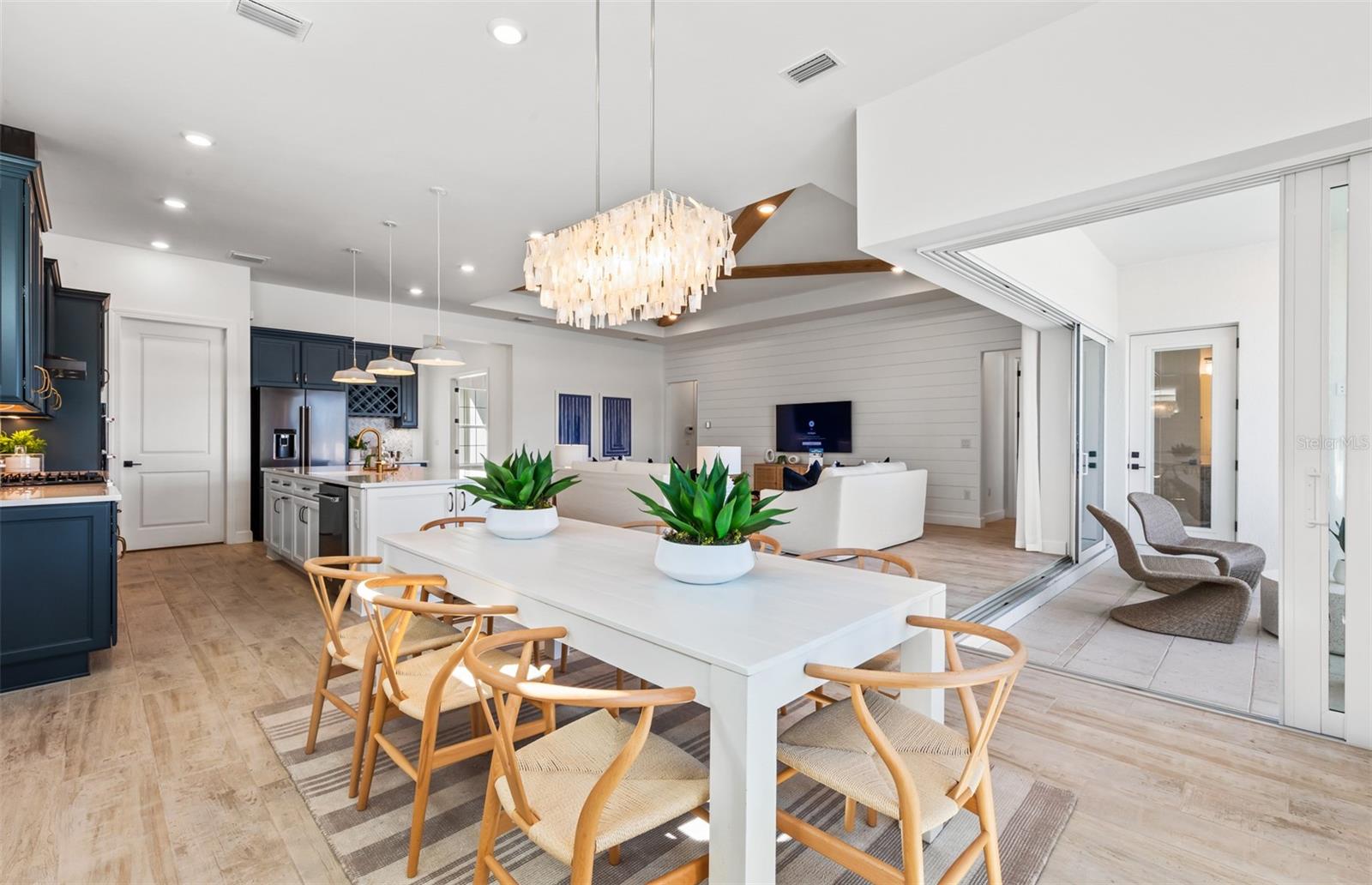26264 CORAL HARBOUR DR — photo 6