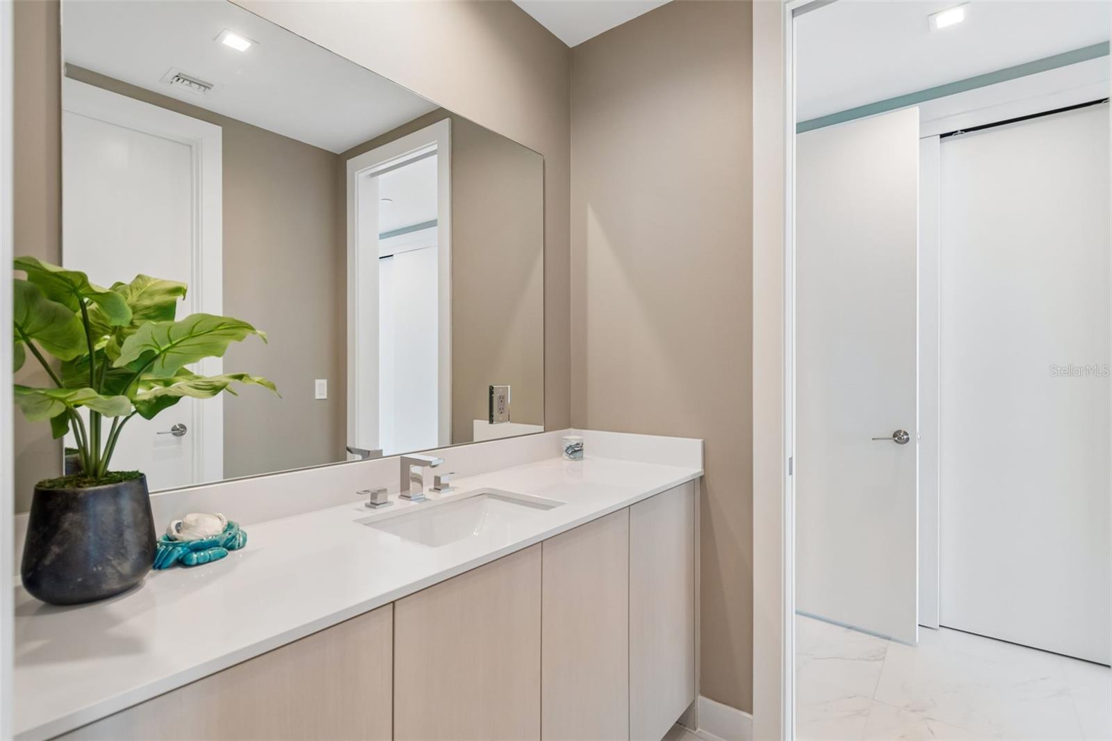 5120 MARINA WAY #11003 — photo 36