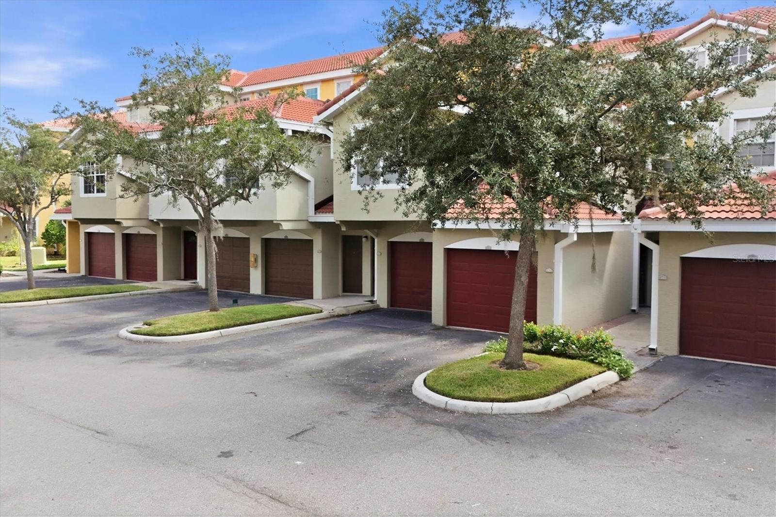 5711 BENTGRASS DR #19-102 — photo 4