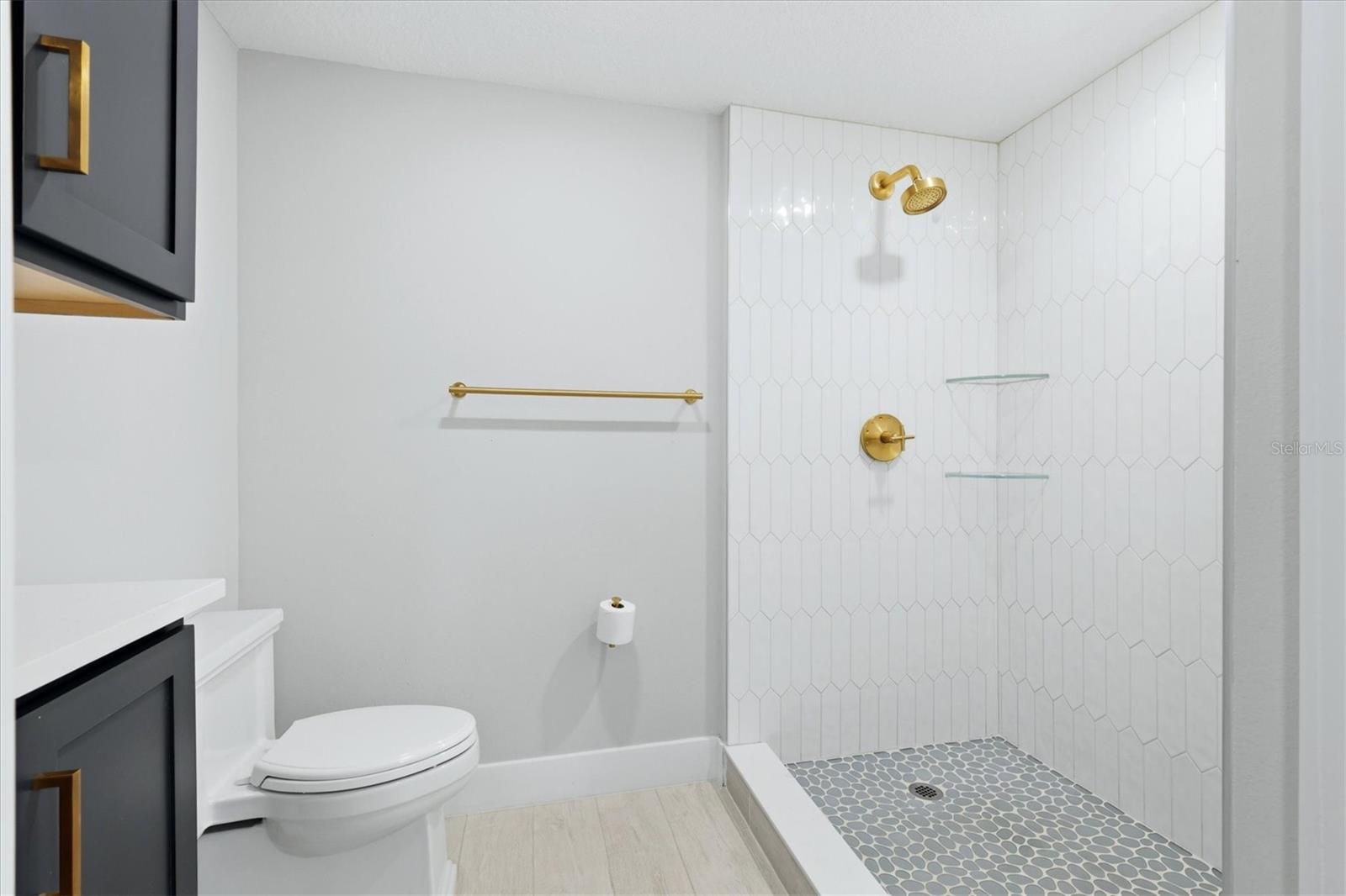 5711 BENTGRASS DR #19-102 — photo 31