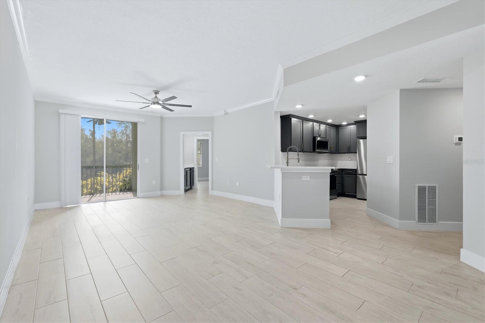 5711 BENTGRASS DR #19-102 — photo 14