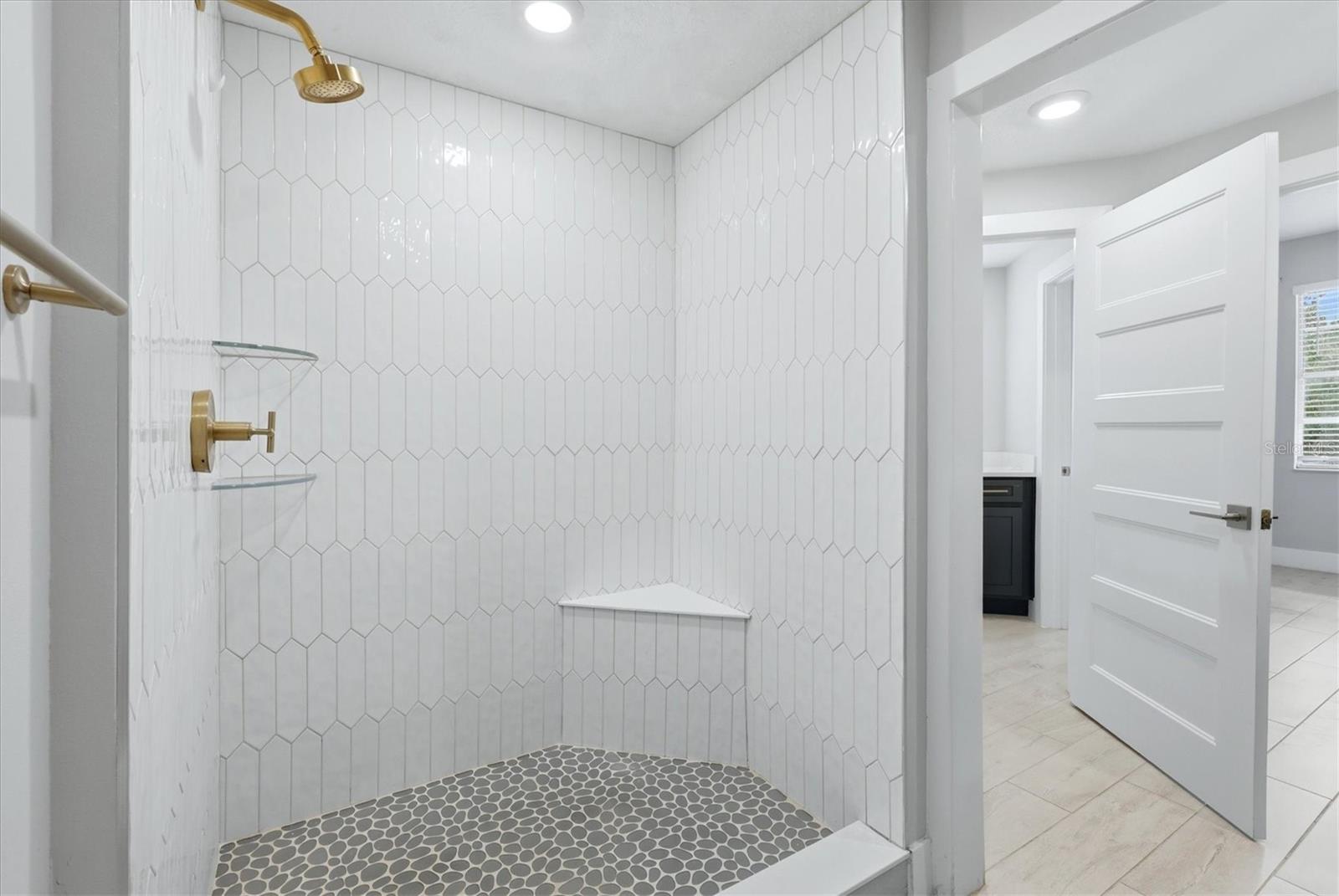 5711 BENTGRASS DR #19-102 — photo 32